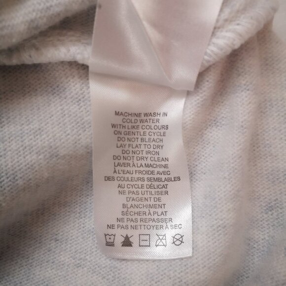 Dalia Ladies Size Small Light Blue Round Neck Lightweight Pale Blue Sweater - Picture 5 of 8